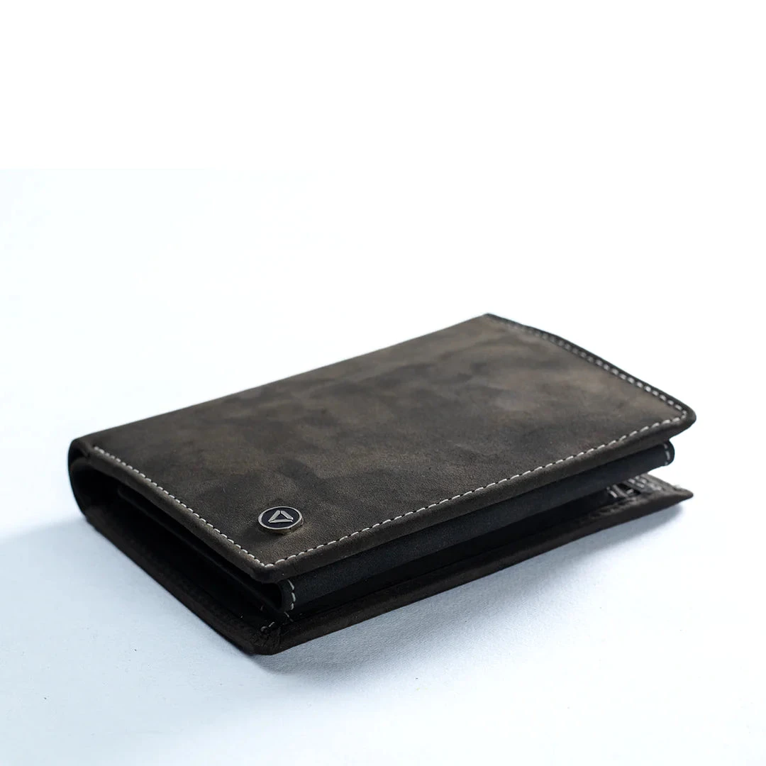Carbonado Tri Fold Wallet - Black 4 Carbonado Tri Fold Wallet - Black - Image 4
