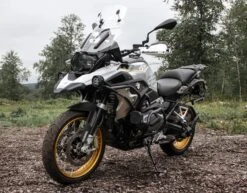 Denali D3 LED Fog Light Pod (Pair) With DataDim Technology 24 Denali D3 LED Fog Light Pod (Pair) With DataDim Technology -High Note Perfor Mance D3FogGS 2000x 0947100d 2302 445f be32 b352eb1ac2ac