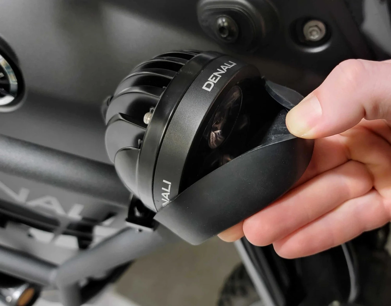 Denali Slip-On Blackout Cover Kit For D3 & DR1 LED Lights 3 Denali Slip-On Blackout Cover Kit For D3 & DR1 LED Lights - Image 3