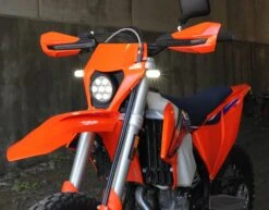 Denali T3 Switchback M8 LED Turn Signal Pods - Front 24 Denali T3 Switchback M8 LED Turn Signal Pods - Front -High Note Perfor Mance DENALIT3Front6 2000x bd8fde16 98bb 4727 b450 82bfaef63939