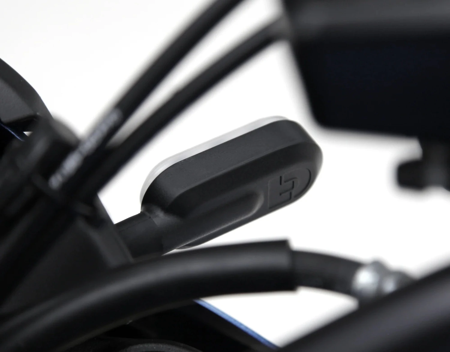 Denali T3 Switchback M8 LED Turn Signal Pods - Front 13 Denali T3 Switchback M8 LED Turn Signal Pods - Front - Image 13