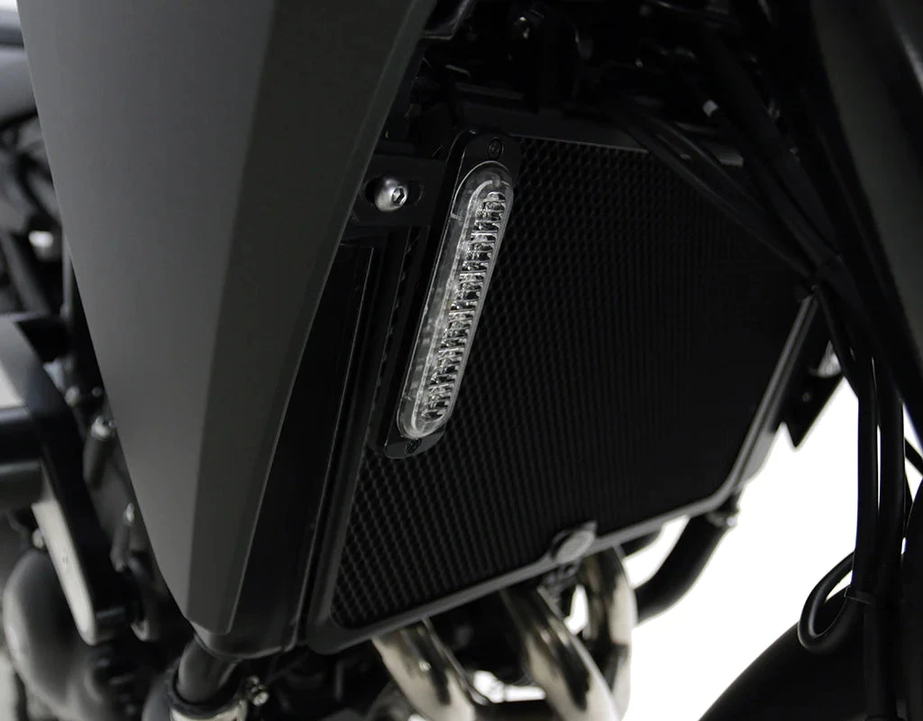 Denali DRL/B6 Offset Mount-White 2 Denali DRL/B6 Offset Mount-White - Image 2