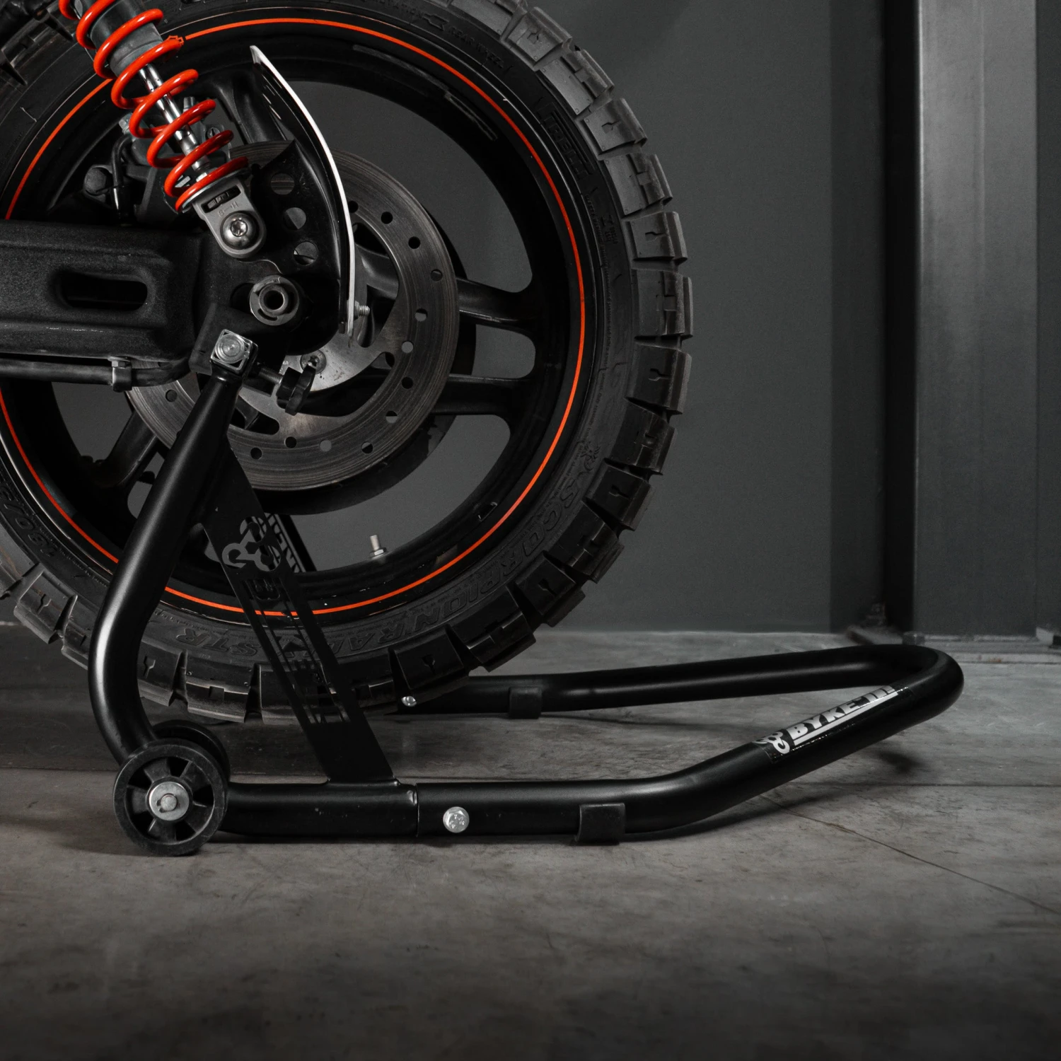 BYKE IT Rear Paddock Stand 4 BYKE IT Rear Paddock Stand - Image 4