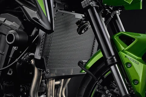 Evotech Radiator Guard - Kawasaki Z900 3 Evotech Radiator Guard - Kawasaki Z900 - Image 3