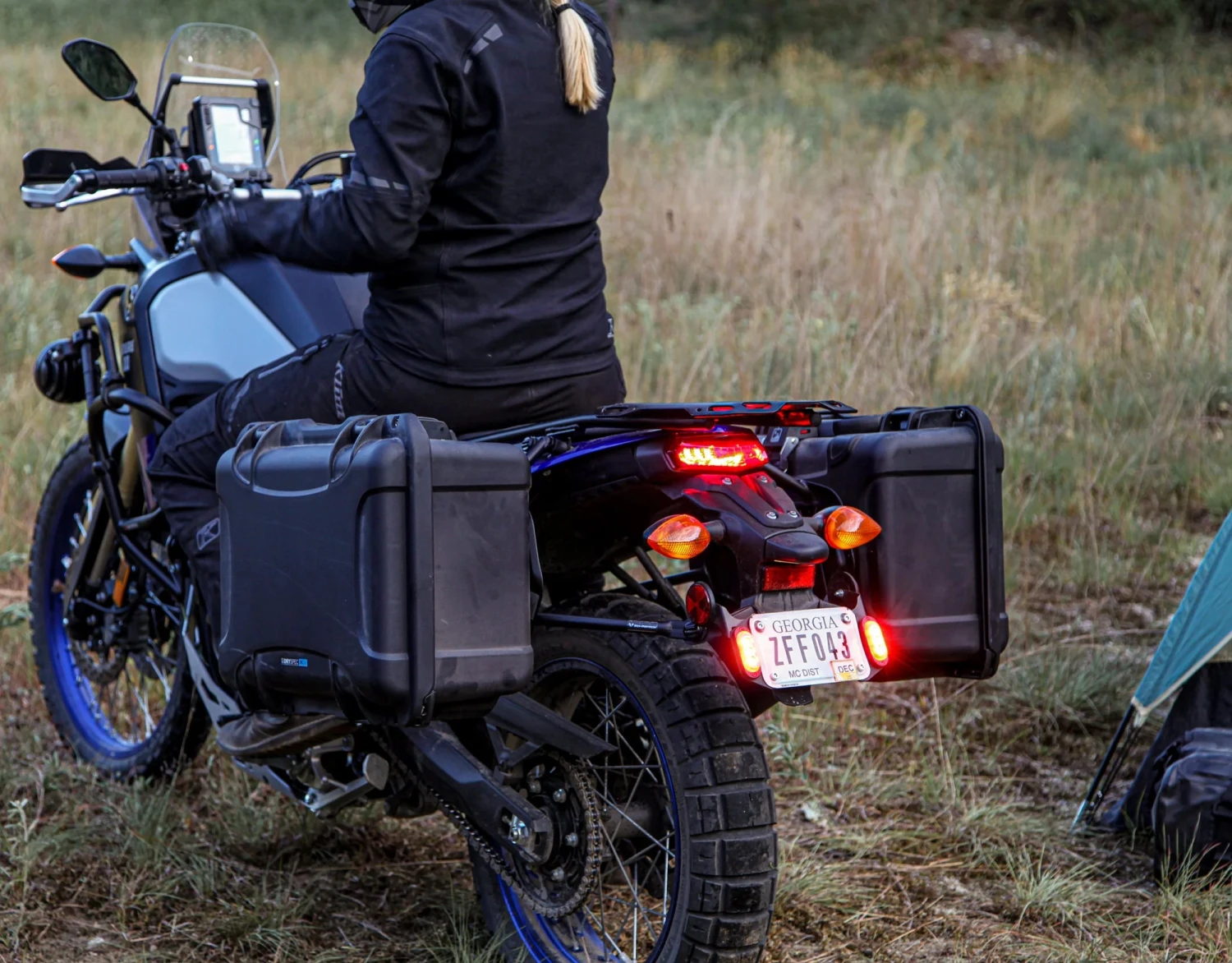 Denali T3 Modular Switchback Signal Pods - Rear 9 Denali T3 Modular Switchback Signal Pods - Rear - Image 9